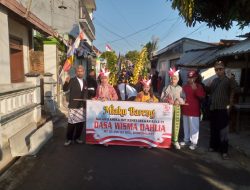 MLAKU BARENG Desa Doromukti Peringati HUT RI Ke 79 Adakan Jalan Sehat